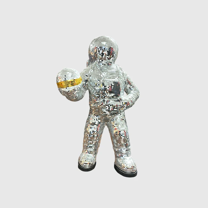 Astronauta con Recubrimiento Espejo – Cerámica